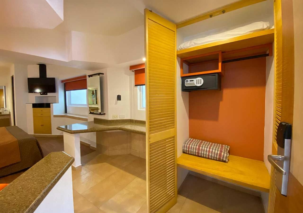 Hotel Villa De Madrid Kota Meksiko Bagian luar foto