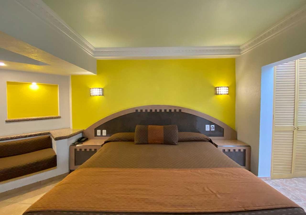 Hotel Villa De Madrid Kota Meksiko Bagian luar foto