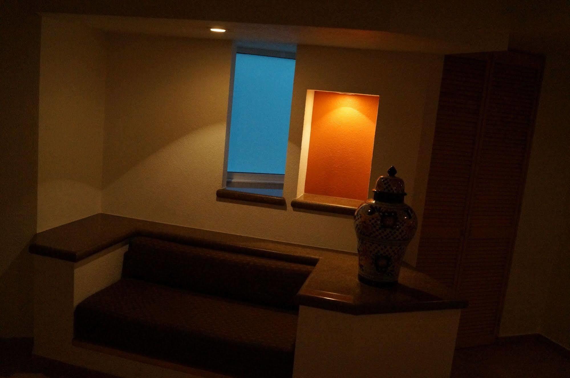 Hotel Villa De Madrid Kota Meksiko Bagian luar foto